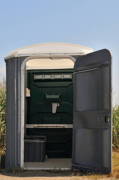 Portable Toilet Options We Offer in Pawcatuck, CT